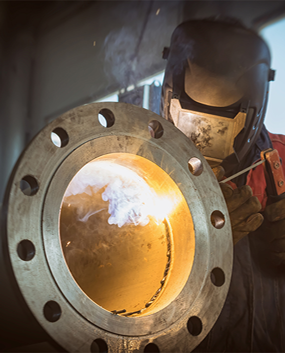 Commercial plumbing pipe installation